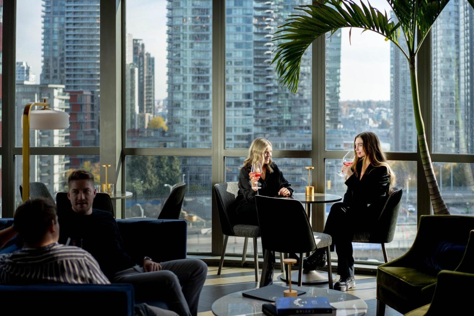 The Parker Hotel Vancouver Exterior photo