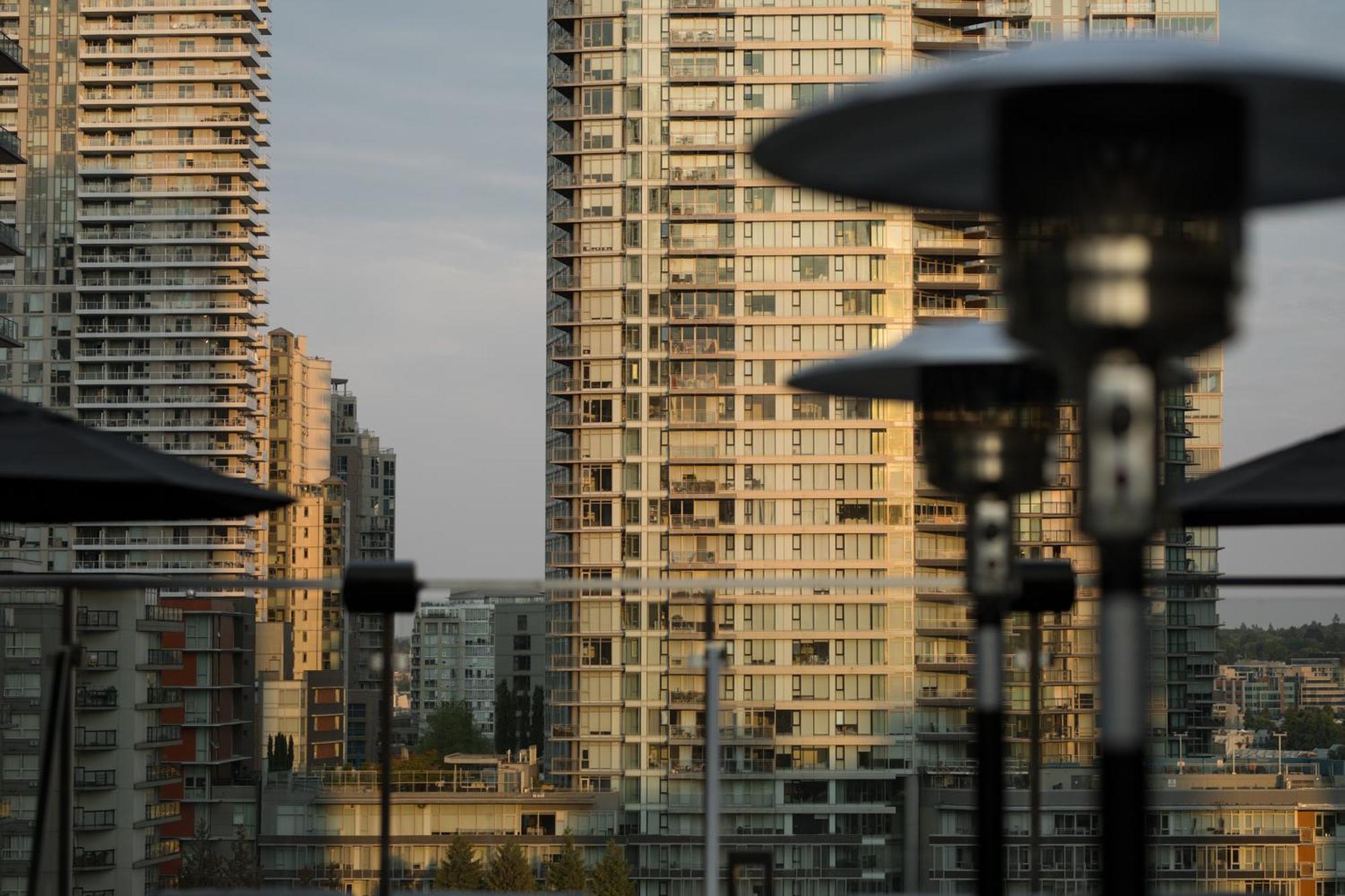 The Parker Hotel Vancouver Exterior photo